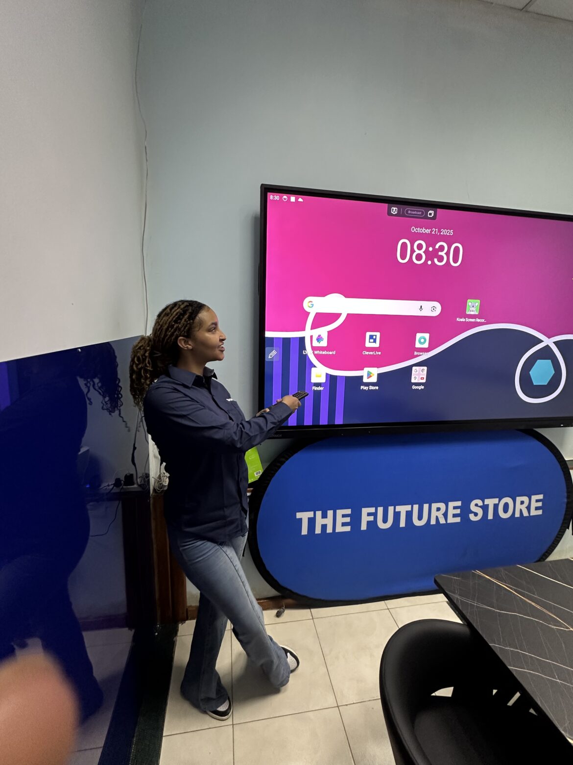 The Interactive Revolution: An Educational Guide to Smartboards in Zimbabwe